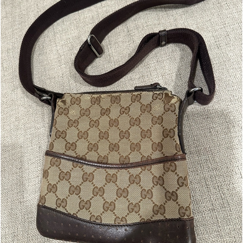 gucci cross body messenger bag